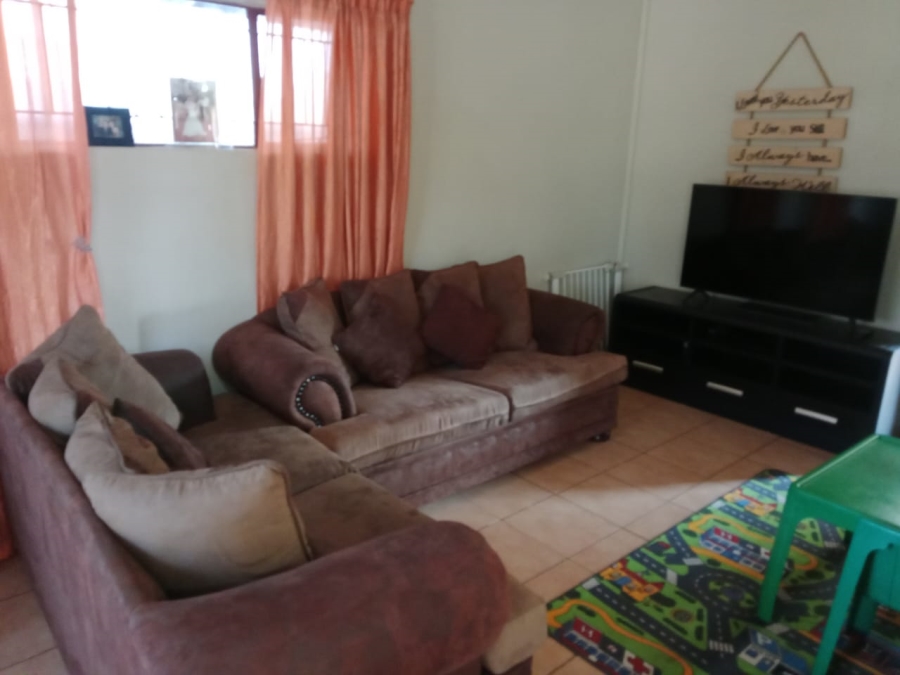 2 Bedroom Property for Sale in Kuruman Northern Cape